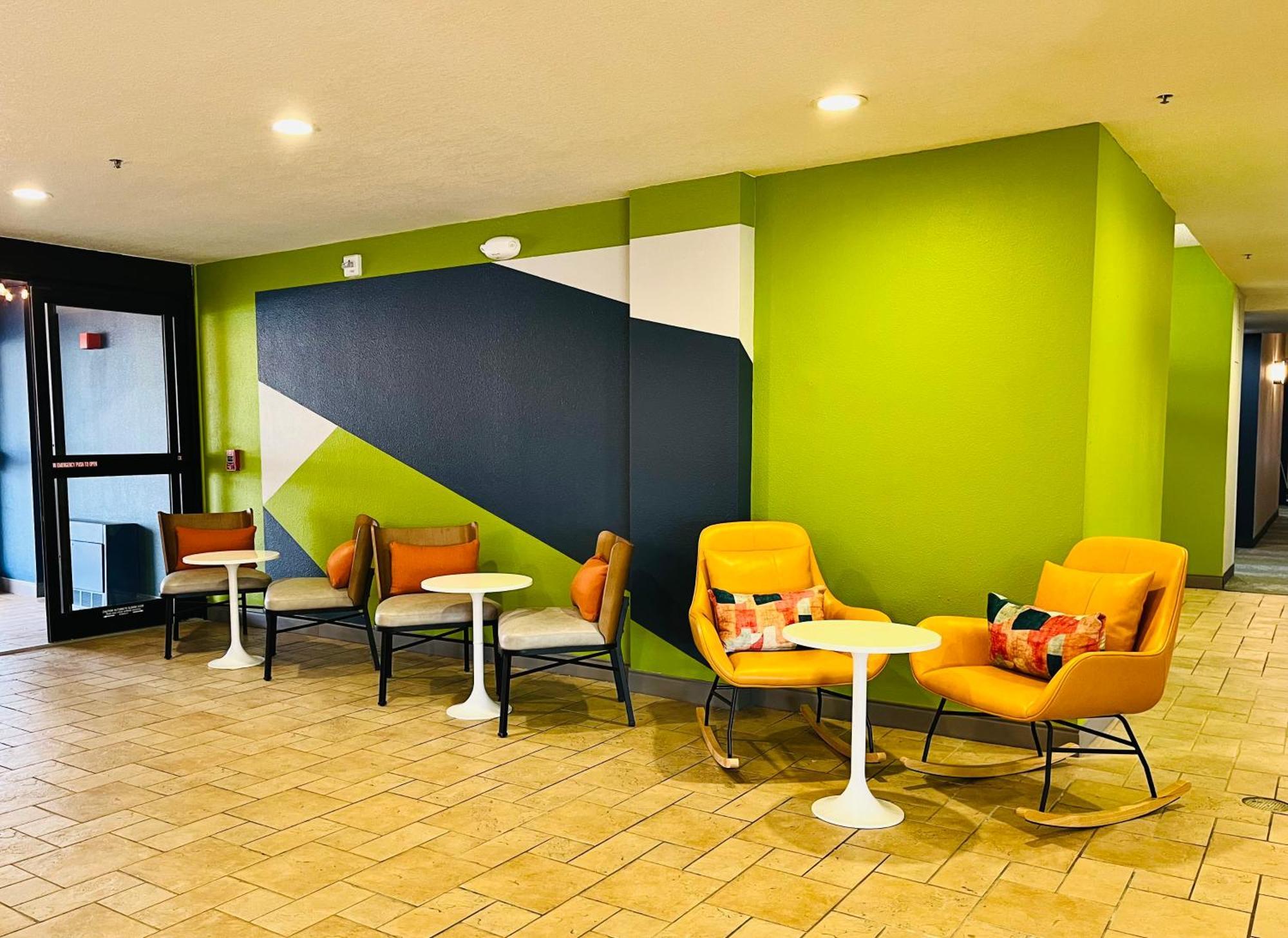 Denver Tech Center 3*
